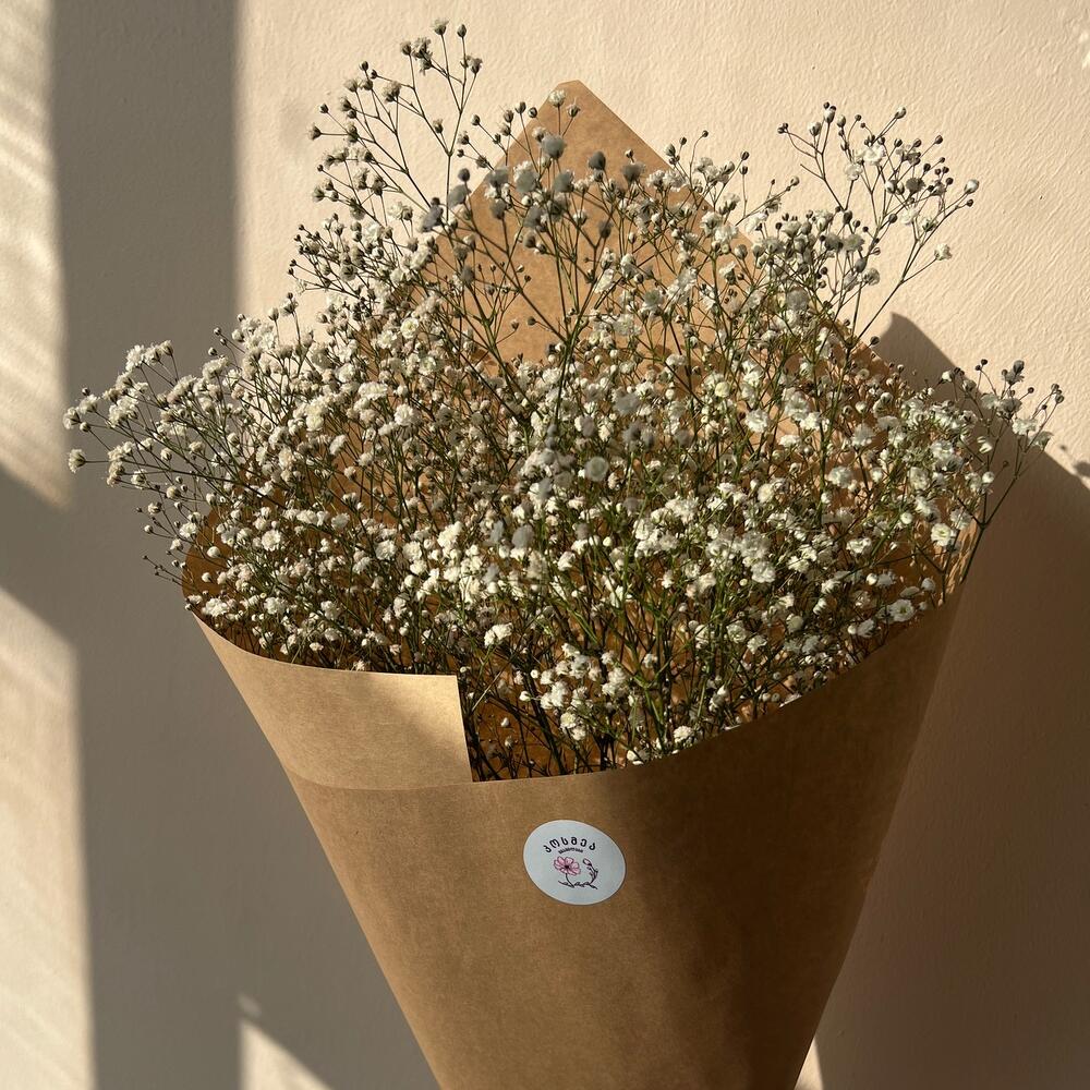Small gipsofila bouquet